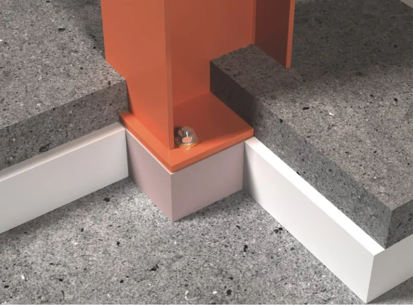 Column base installation with visible thermal break detail